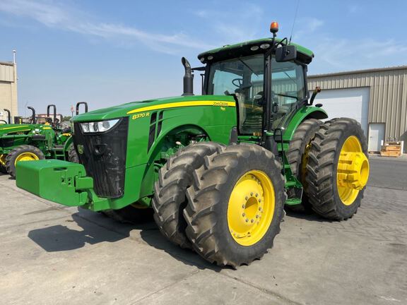 2018 John Deere 8370R Tractor