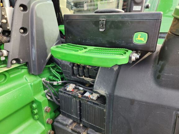 2019 John Deere 8270R Tractor