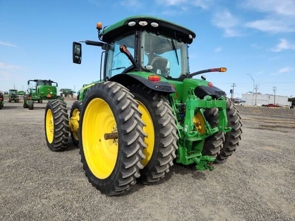 2019 John Deere 8270R Tractor