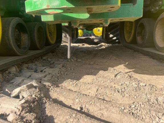 2022 John Deere 9520RX Tractor Rubber Track