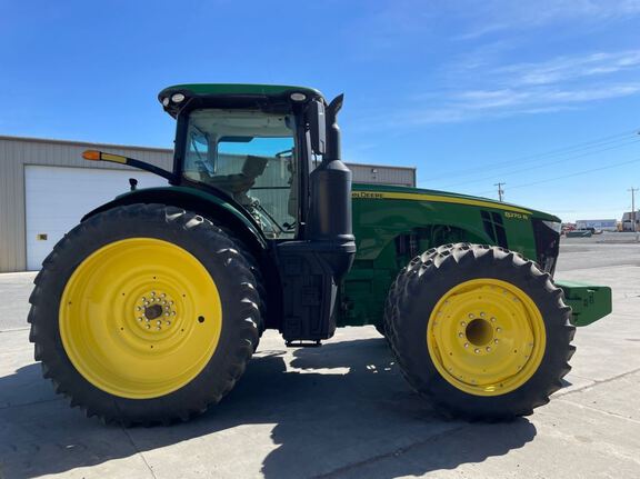 2019 John Deere 8270R Tractor