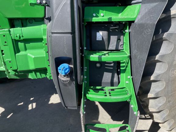 2019 John Deere 8270R Tractor