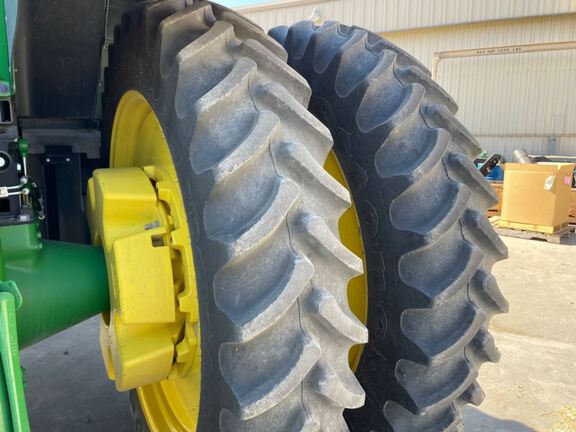 2019 John Deere 8270R Tractor