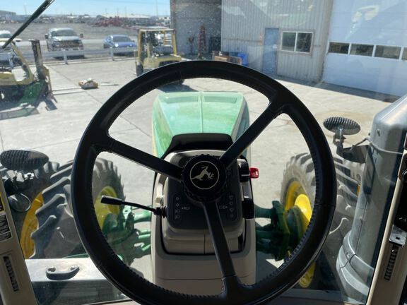 2019 John Deere 8270R Tractor