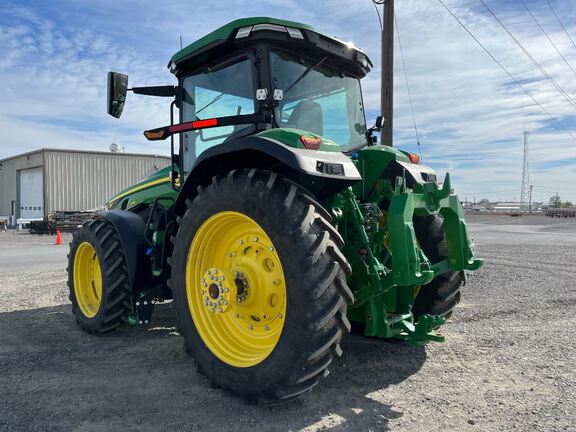 2023 John Deere 8R 370 Tractor