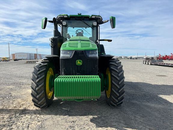 2023 John Deere 8R 370 Tractor