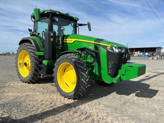 2023 John Deere 8R 370 Tractor