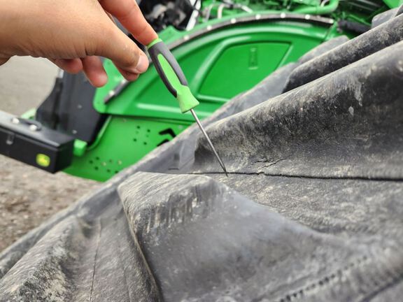 2024 John Deere 9RX 540 Tractor Rubber Track