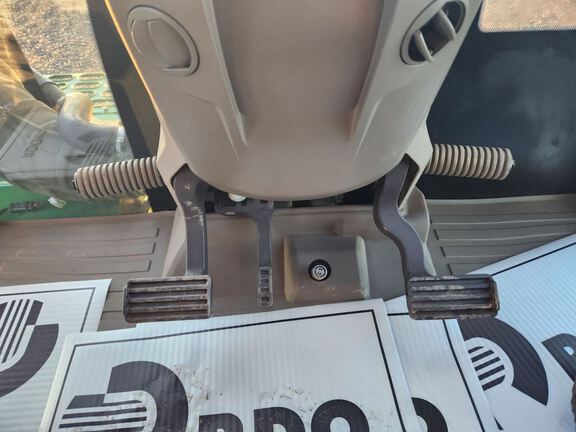 2024 John Deere 9RX 540 Tractor Rubber Track