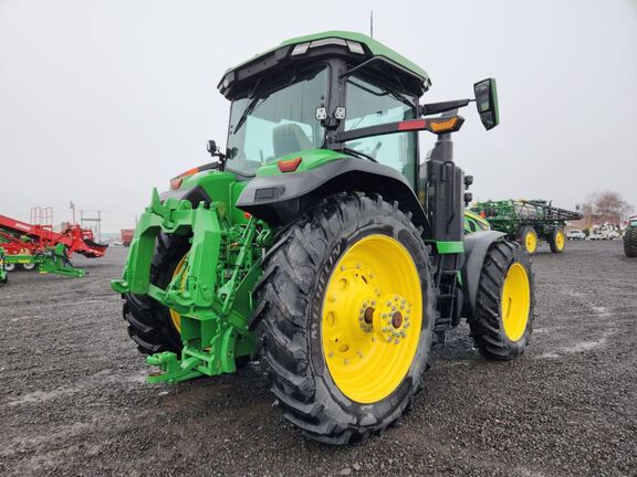 2023 John Deere 8R 370 Tractor