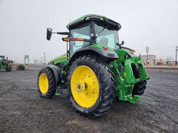 2023 John Deere 8R 370 Tractor