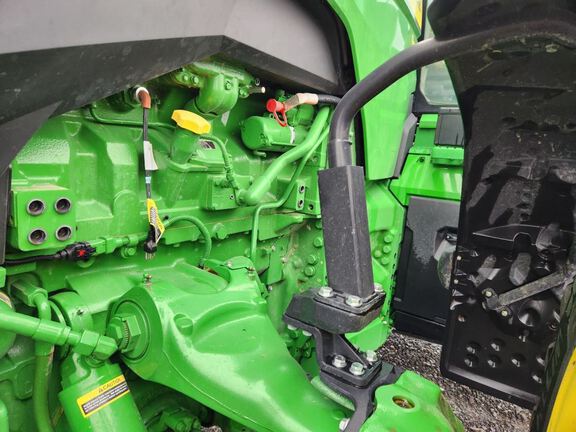 2023 John Deere 8R 370 Tractor