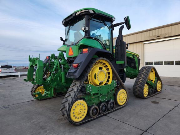 2022 John Deere 8RX 370 Tractor Rubber Track