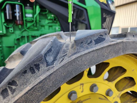 2022 John Deere 8RX 370 Tractor Rubber Track