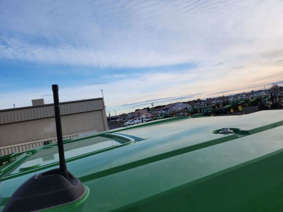 2022 John Deere 8RX 370 Tractor Rubber Track