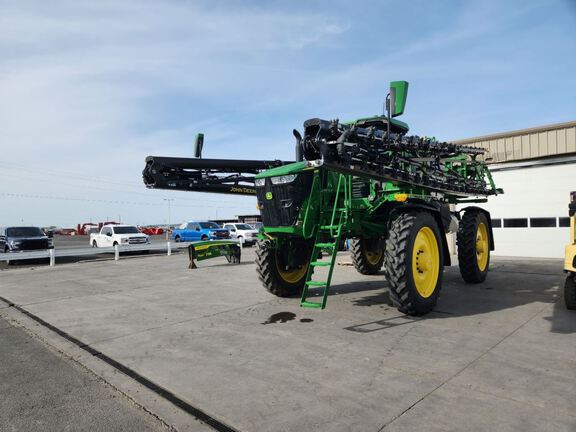 2024 John Deere 616R Sprayer/High Clearance