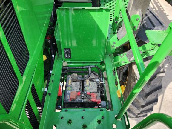 2024 John Deere 616R Sprayer/High Clearance