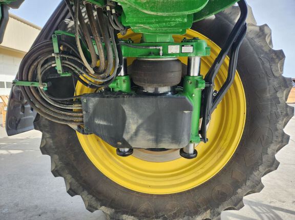 2024 John Deere 616R Sprayer/High Clearance