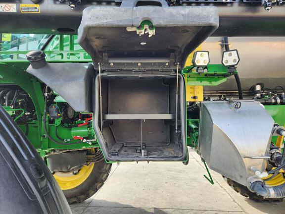 2024 John Deere 616R Sprayer/High Clearance