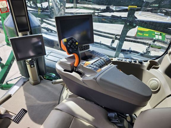 2024 John Deere 616R Sprayer/High Clearance