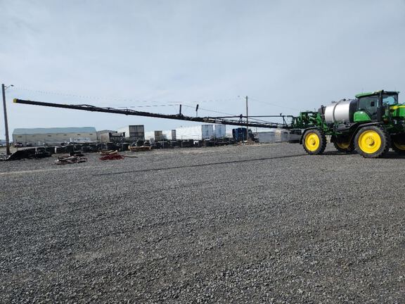 2024 John Deere 616R Sprayer/High Clearance