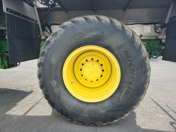 2021 John Deere F4365 Applicator