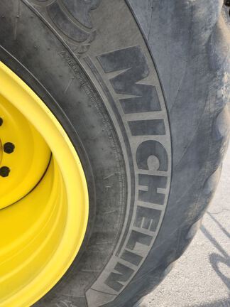 2021 John Deere F4365 Applicator