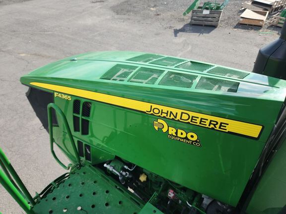 2021 John Deere F4365 Applicator