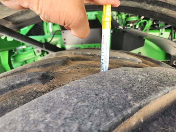 2021 John Deere F4365 Applicator