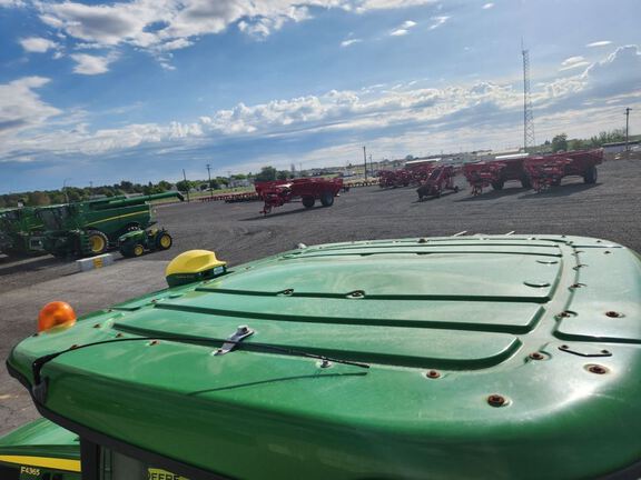 2021 John Deere F4365 Applicator