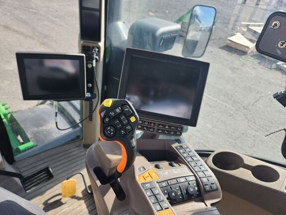 2021 John Deere F4365 Applicator