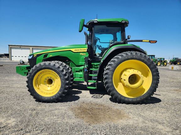 2021 John Deere 8R 310 Tractor