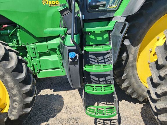 2021 John Deere 8R 310 Tractor