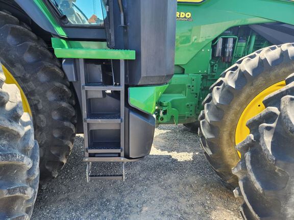 2021 John Deere 8R 310 Tractor