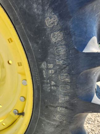 2021 John Deere 8R 310 Tractor