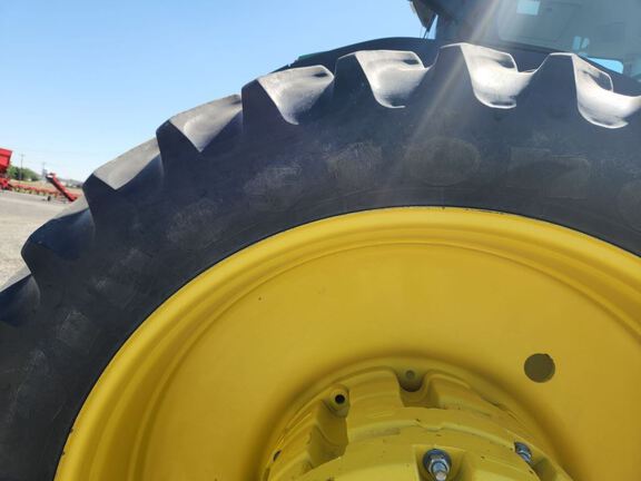 2021 John Deere 8R 310 Tractor