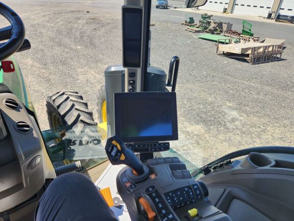 2021 John Deere 8R 310 Tractor