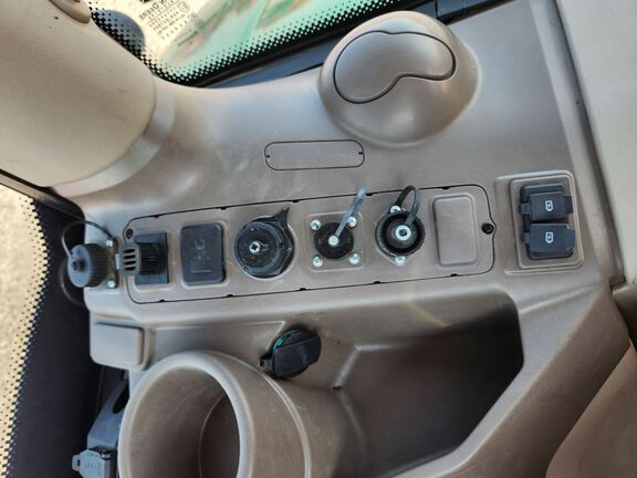 2022 John Deere 6120R Tractor