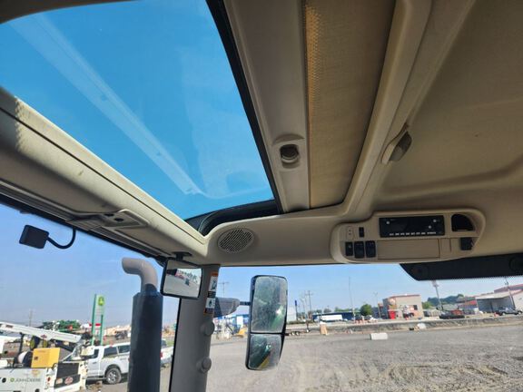 2022 John Deere 6120R Tractor