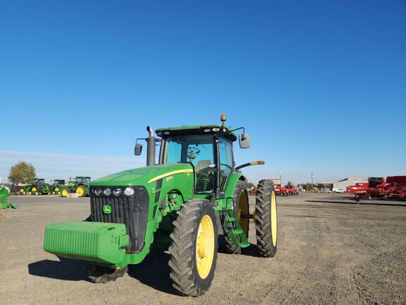 2010 John Deere 8270R Tractor