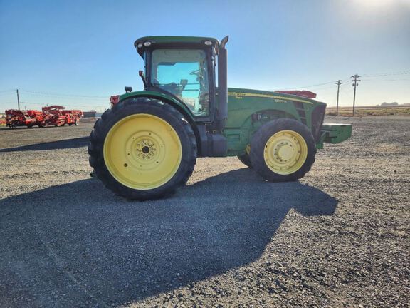 2010 John Deere 8270R Tractor