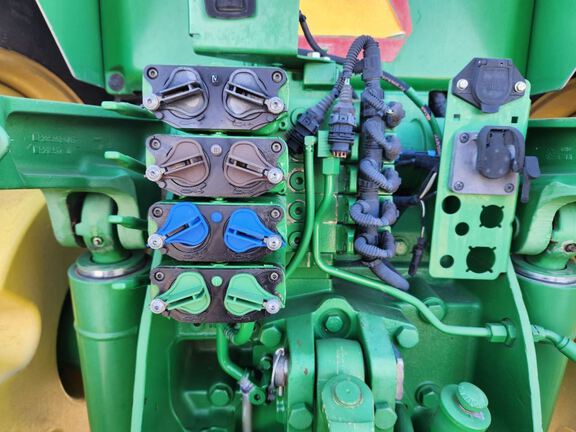 2010 John Deere 8270R Tractor