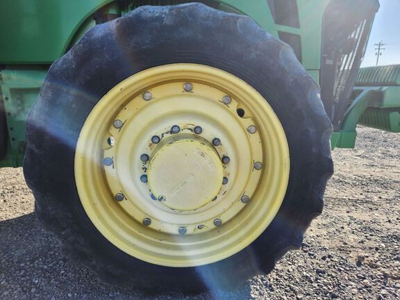 2010 John Deere 8270R Tractor