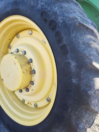 2010 John Deere 8270R Tractor