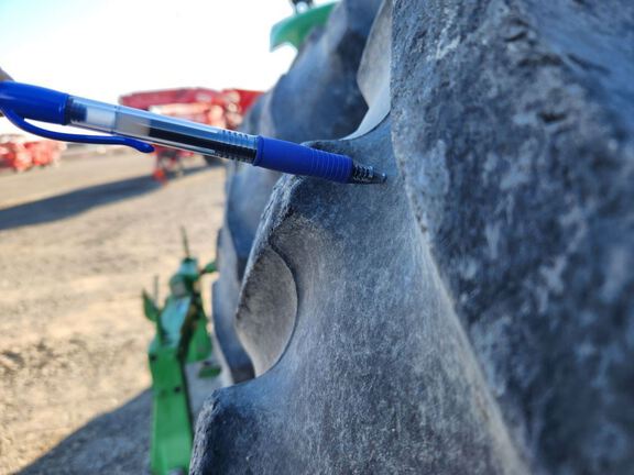 2010 John Deere 8270R Tractor