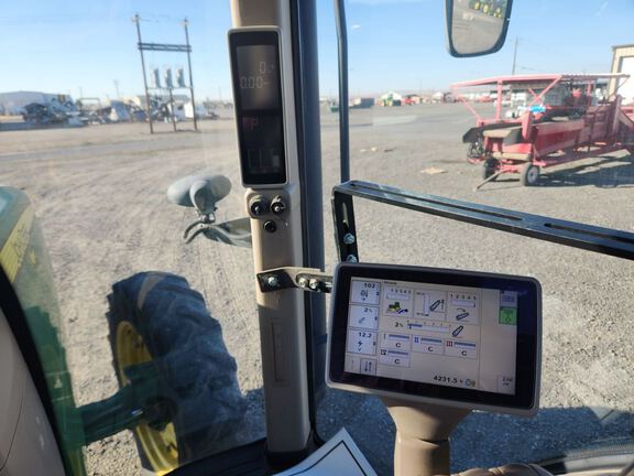 2010 John Deere 8270R Tractor