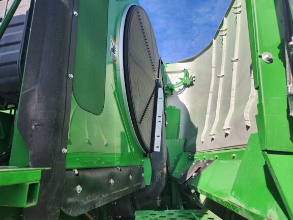 2024 John Deere S780 Combine
