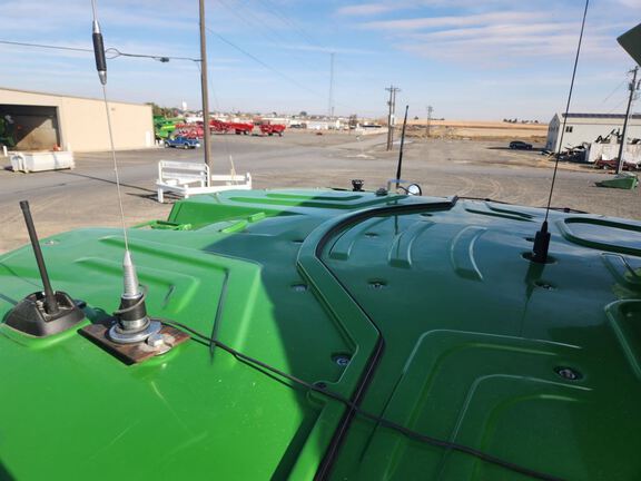 2024 John Deere S780 Combine