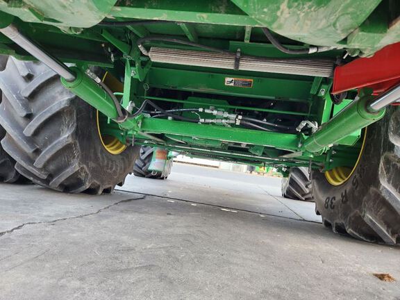 2024 John Deere S780 Combine