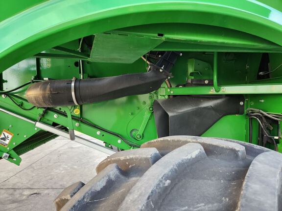 2024 John Deere S780 Combine